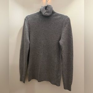 SAKS FIFTH AVENUE CASHMERE SWEATER NWT